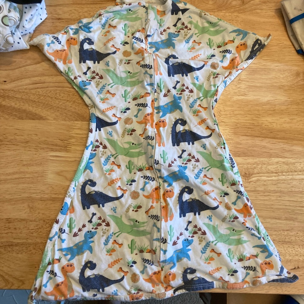 Zipadee zip swaddle size small